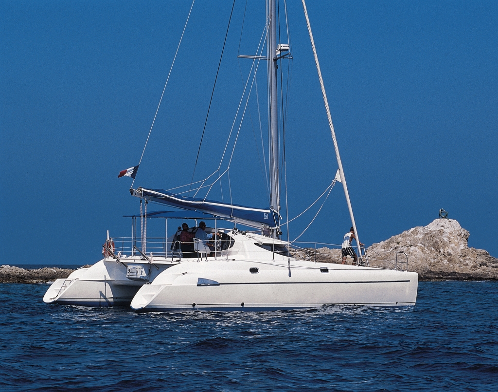 Bareboat Yacht Charter Cyclades